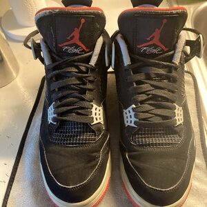Jordan 4 bred size 10.5 used 2019 drop